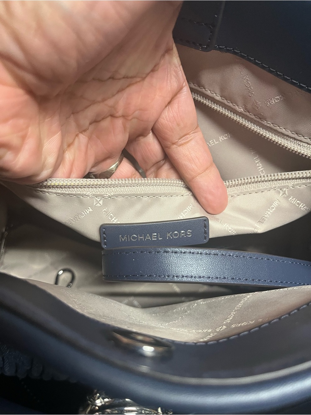 EUC Michael Kors Hamilton Denim-Textured Navy Satchel with Shoulder Strap - Picture 8 of 14
